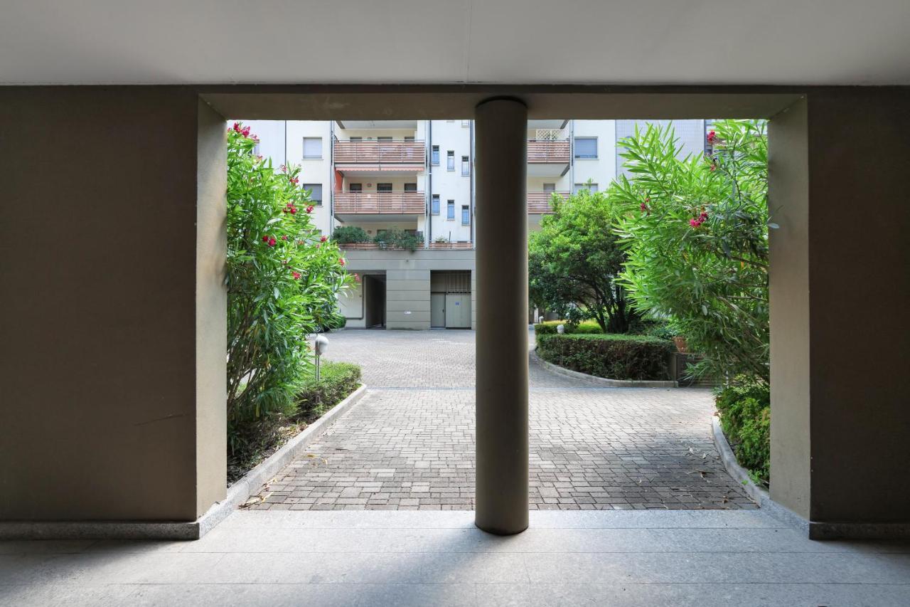 Contempora Apartments - Monolocale Con Terrazza Via F. De Sanctis, 41 米兰 外观 照片